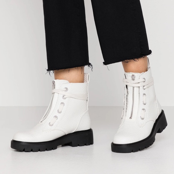 Ugg daren hiker boots white Clearance